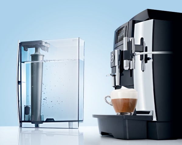 Care_ClSmartPro_emo_WaterTank_WE8_Cr_de.tif
