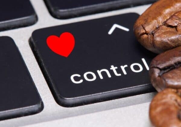 Coffee,Beans,Close,To,Control,Key,With,Red,Heart,Icon,